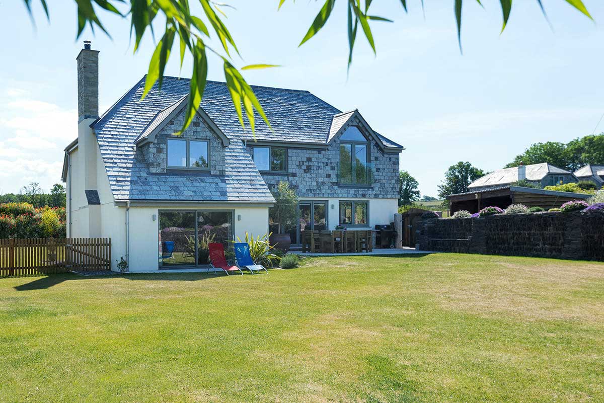 Porthilly-Meadows-Rock-Cornwall-Exterior-House-2-DW